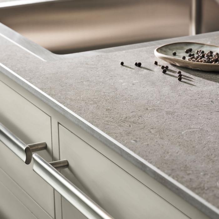  Bricmate Stone Select Light Grey Honed Bänkskiva - Badhuset.se