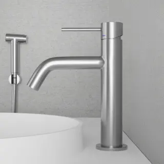  INR Voyage Mid Blandare med Handdusch - Badhuset.se