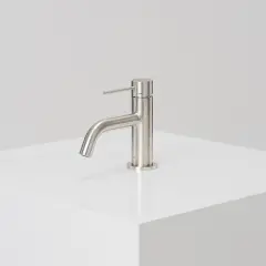  INR Tvättställsblandare Steel Voyage Low - Badhuset.se