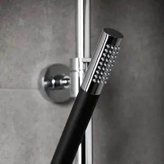  INR MIST Takdusch med handdusch, Krom/Svart - Badhuset.se